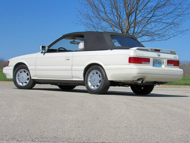 Illustration for article titled At $4,990, Could You Be Ready To Make Memories In This 1992 Infiniti M30 Convertible?